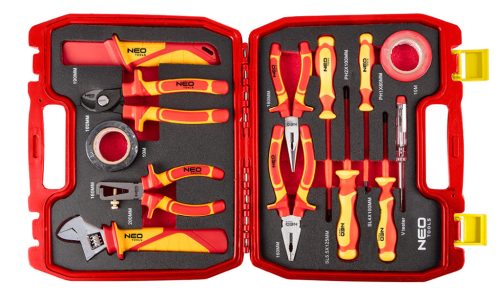 Szerszámkészlet villanyszerelőknek, 13 részes, kofferben