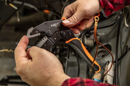 Érvéghüvely fogó