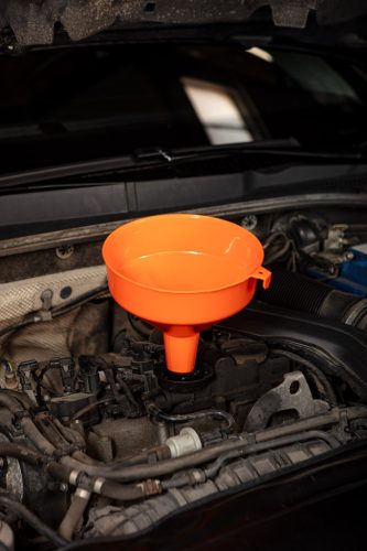 Tölcsér 210 mm, 2,9L, egyenes kifolyóval, polietilén