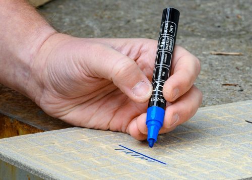 4db jelölőfilc, lakkfilc, vízálló festékkel, alu festéktartály házzal, színes, vastag hegyű