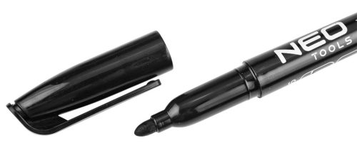 4db jelölőfilc, vízálló olajalapú festékkel, használat előtt felrázandó, fekete, normál hegyű