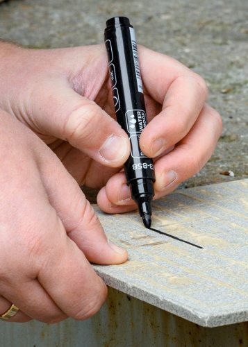 Jelölőfilc, vízálló olajalapú festékkel, fekete, vastag hegyű, Rendelési egység: 20db