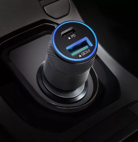 Szivargyújtós USB 3.1A + Type-C Autós Töltő (15W)