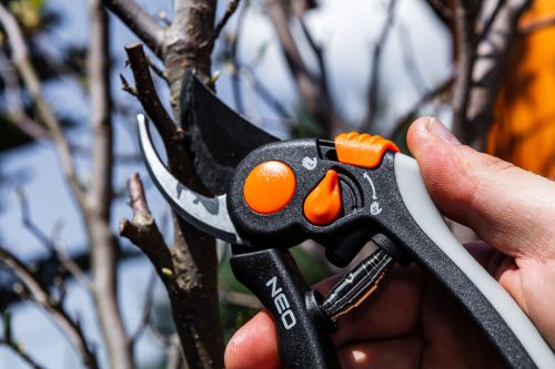 Metszőolló, mellévágó, max.18mm, teflon bevonat, állítható pengenyílás, 200mm