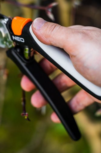 Metszőolló, áttételes, mellévágó, max.18mm, teflon bevonat, 200mm