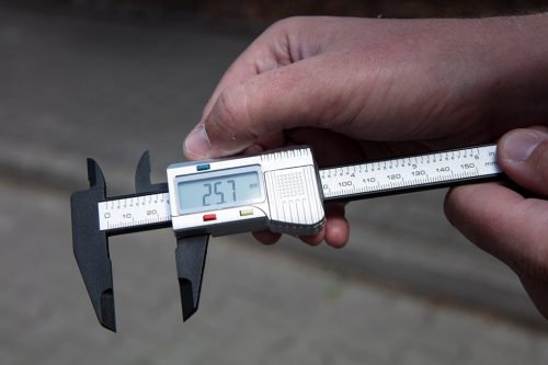 Tolómérő 150mm, digitális, kompozit műanyag