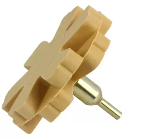 Gumitárcsa/polírozókorong a ragasztómaradványok eltávolításához