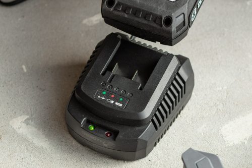 Akkumulátor töltő, ENERGY+ egyakkus rendszerhez, 65W, 2.4A