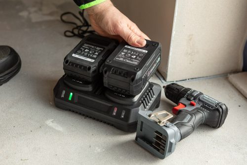 Akkumulátortöltő dupla ENERGY+ egyakkus rendszerhez, 240W, 2x3A