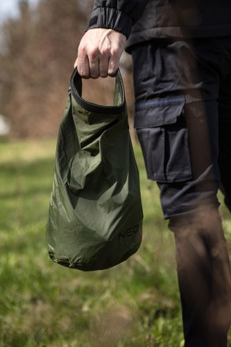 Vizálló túrazsák, 5 l