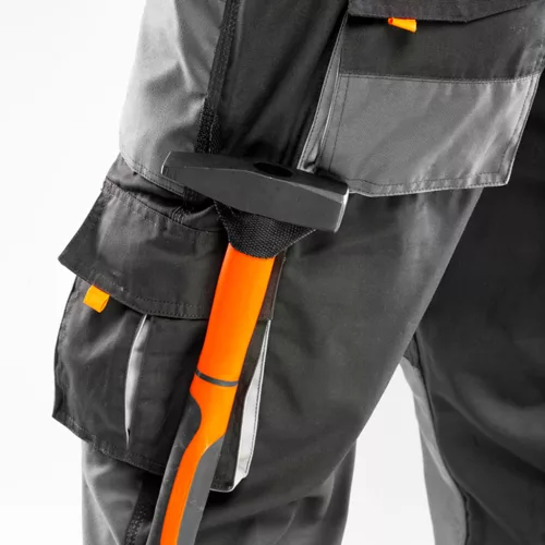 Munkanadrág,XL/56 65% Polieszter, 35% pamut, 267g/m2, térdprotektor zseb