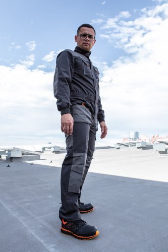 Overall, L/54 65% Polieszter, 35% pamut, 267g/m2, térdprotektor zseb, vékony fényvisszaverő csík