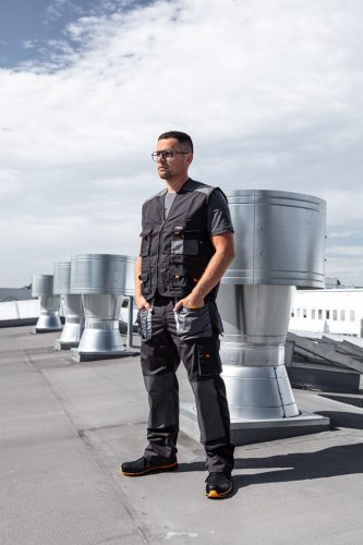 Munkamellény,XL/56 65% Polieszter, 35% pamut, 267g/m2, vékony fényvisszaverő csík