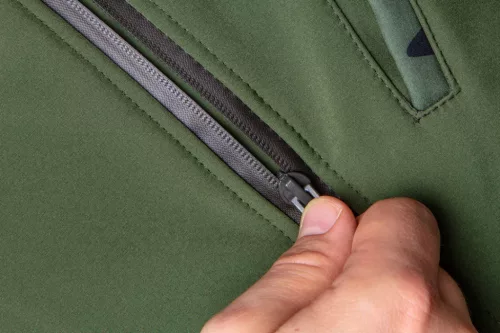 Softshell, Víz- és szélálló Munkadzseki, terepmintás/olíva vízállóság:5000, Lélegző:3000, L