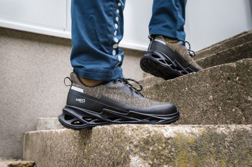 Munkavédelmi cipő, S1 SR FO, acélbetéttel, 43