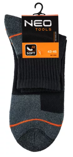 Munkazokni, rövid, 70% pamut, 30% polyester, megerősített sarok, lélegző, 43–45