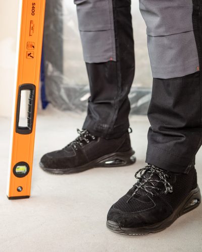 Munkavédelmi cipő, O1 SR, fekete textil-bőr, neo air, légpárnás, fémmentes, csúszásgátlós talpfelülettel, 40