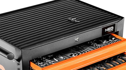 Műhelykocsi, 6 fiókos, 149db szerszámmal, 680x460x1030mm, szerszámkocsi