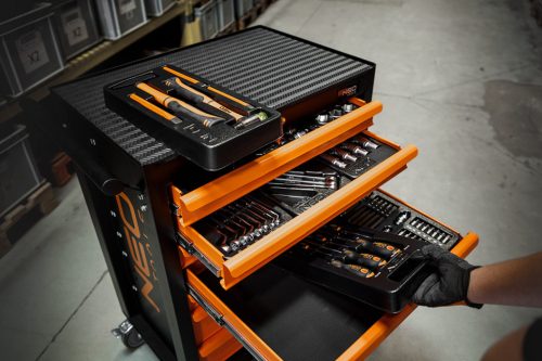 Műhelykocsi, 7 fiókos, 176db szerszámmal, 680x460x1030mm, szerszámkocsi