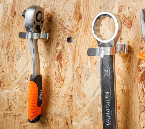 Szerszámtartó klipsz, falra szerelhető, horganyzott acél, átmérő 32mm, 10db