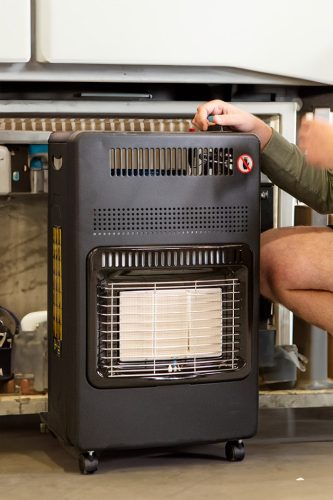 Gázkályha, kerámia betétes, 3 fokozatú,  max.4200W, gázpalack tartóval