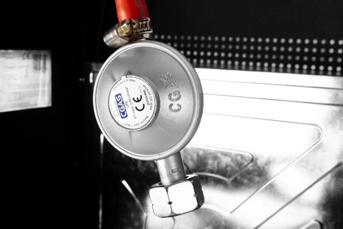 Gázkályha, kerámia betétes, 3 fokozatú,  max.4200W, gázpalack tartóval