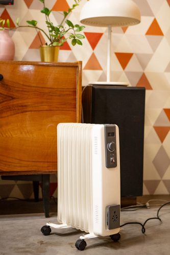 Olajradiátor, 9 bordás, 2 fokozatú, 1200/2000W