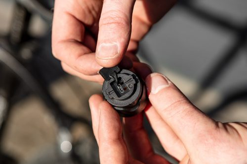 Kerékpár lámpa, hátsó, féklámpa funkcióval