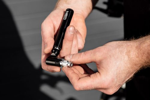 Kerékpár pumpa, mini, vázra, kulacstartóra szerelhető