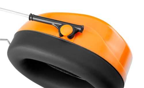 Fülvédő, sisakra szerelhető,