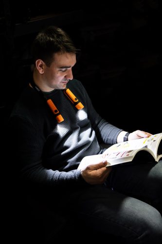 Nyaklámpa, munkalámpa, 2-2W, 3.7 V akkumulátor, 300lm, levehető lámpák