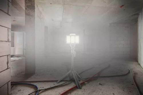 Reflektor állványos, akkumulátoros, 5000lum fényerő + töltő