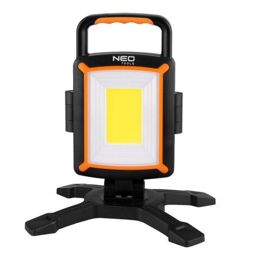 Reflektor, akkus, talpas, 3részes fejjel, 2000lum