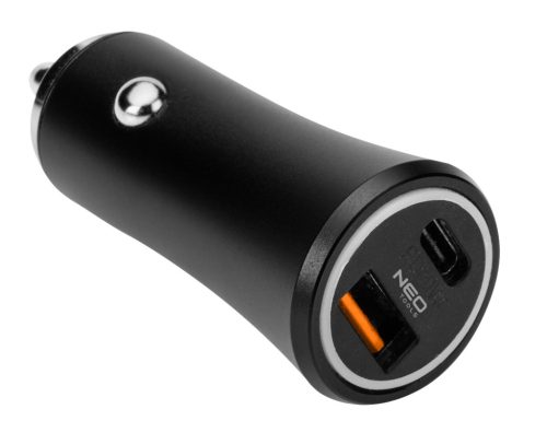 Autós USB adapter,12-24V, USB-A, USB-C csatlakozókkal